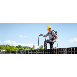 Convertisseur Wacker ACBE 0,8kW – Sac à dos léger et ergonomique